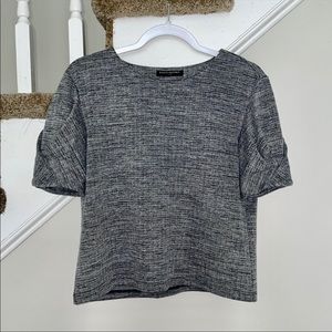 BANANA REPUBLIC • V-Fold Sleeve Top